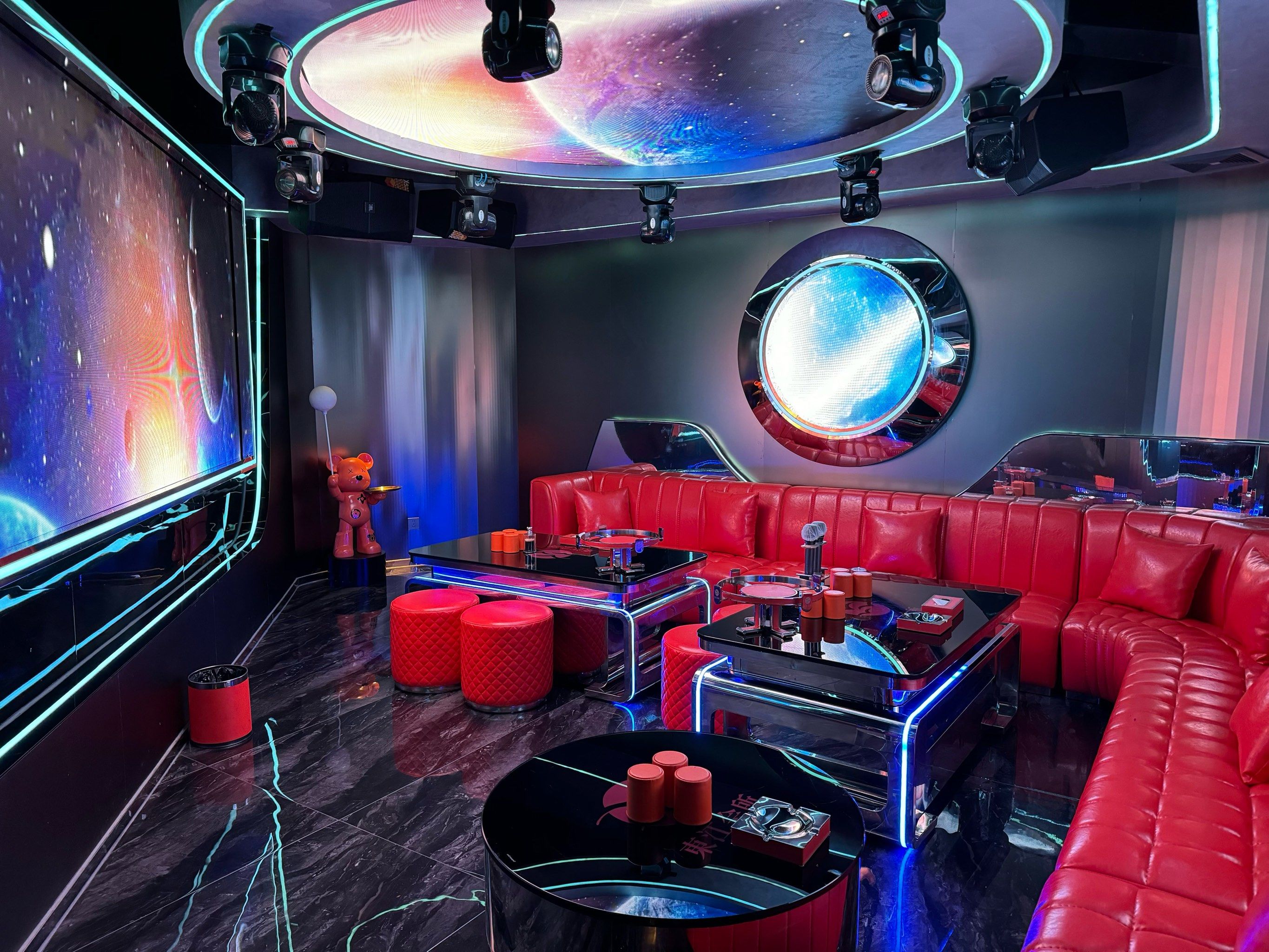 安阳商务ktv惊现低端场景-汤阴县ktv预定